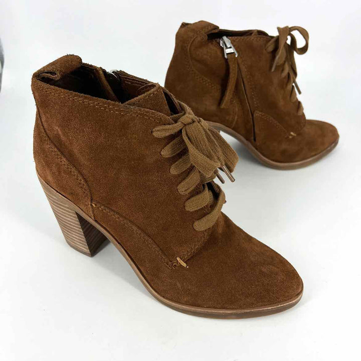 Shoe Size 6 Dolce Vita Brown Suede Clogs