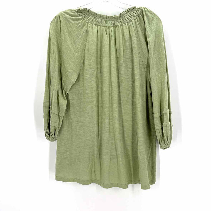 Size M WONDERLY Sage Shirt
