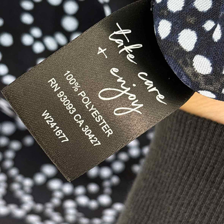 Size XL NIC + ZOE Navy Print Shirt