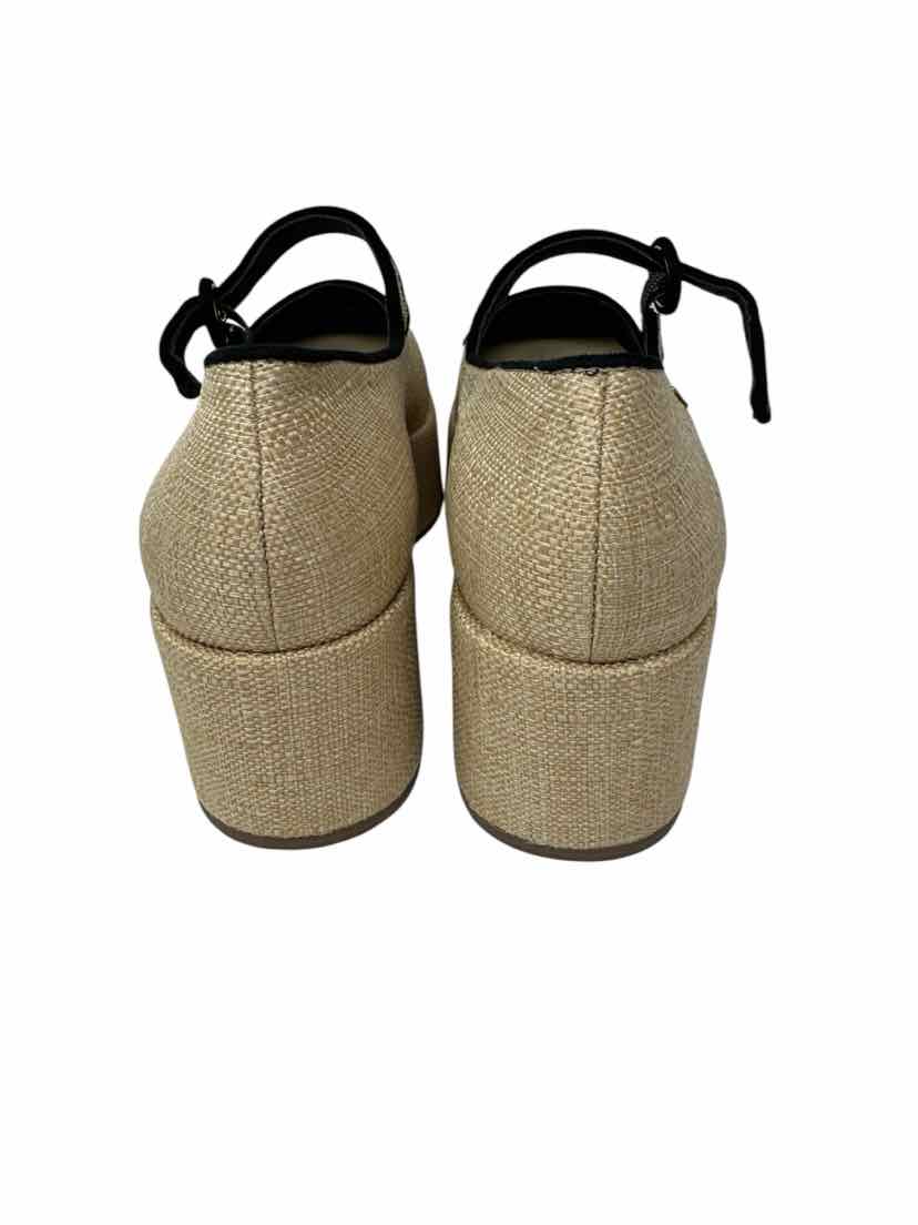 Shoe Size 8.5 LARROUDE Beige Wedge