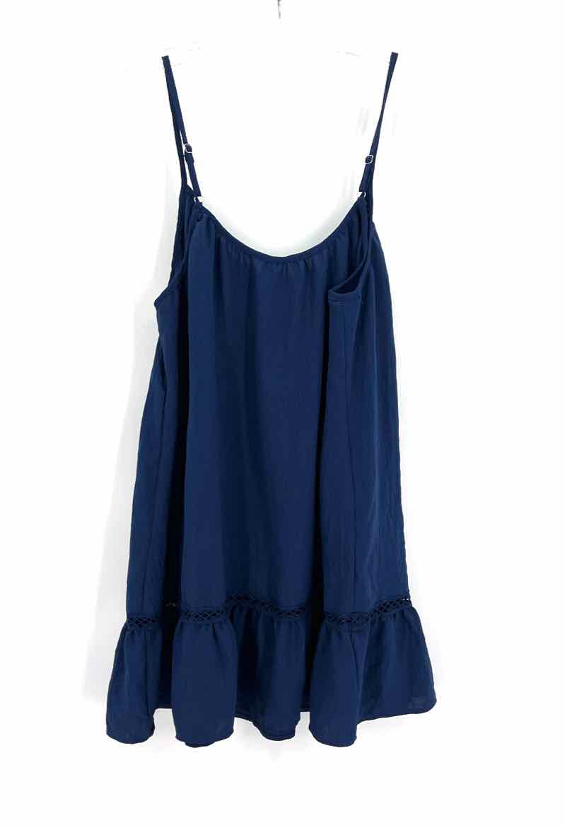 Size L Navy Dress