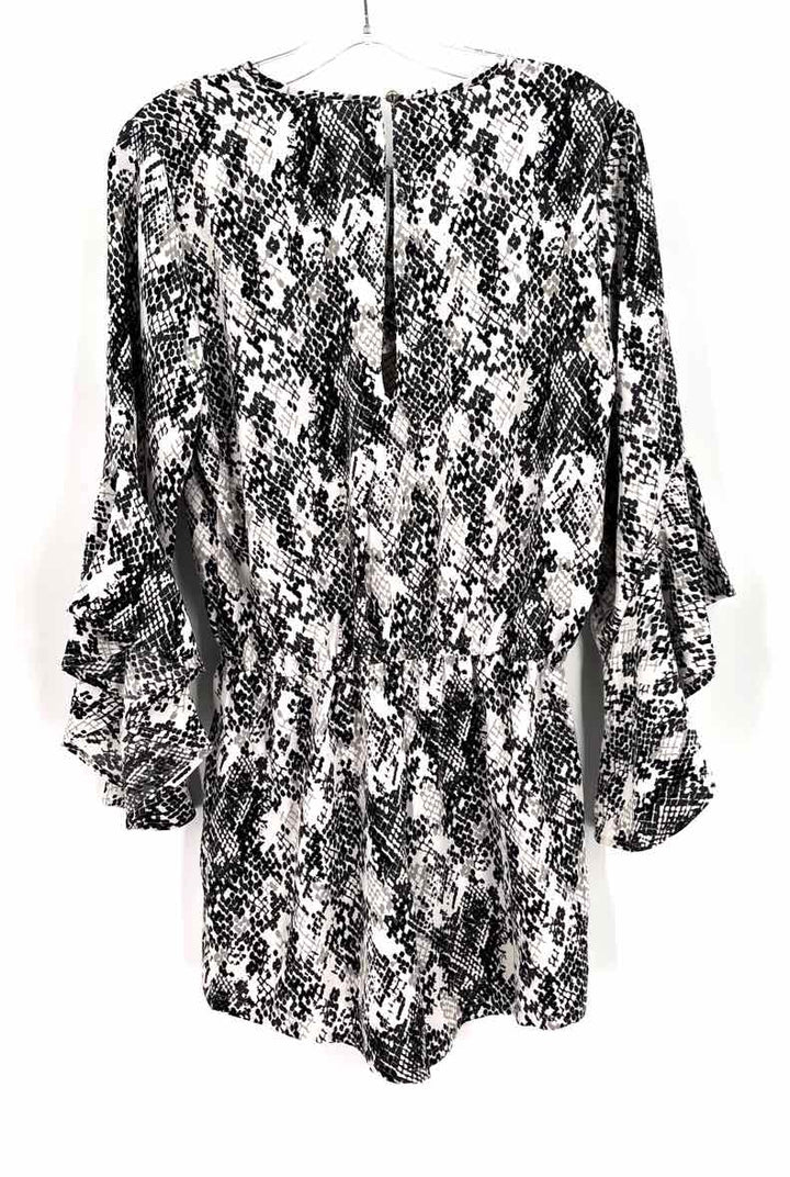 Size S Mud Pie Gray Dress