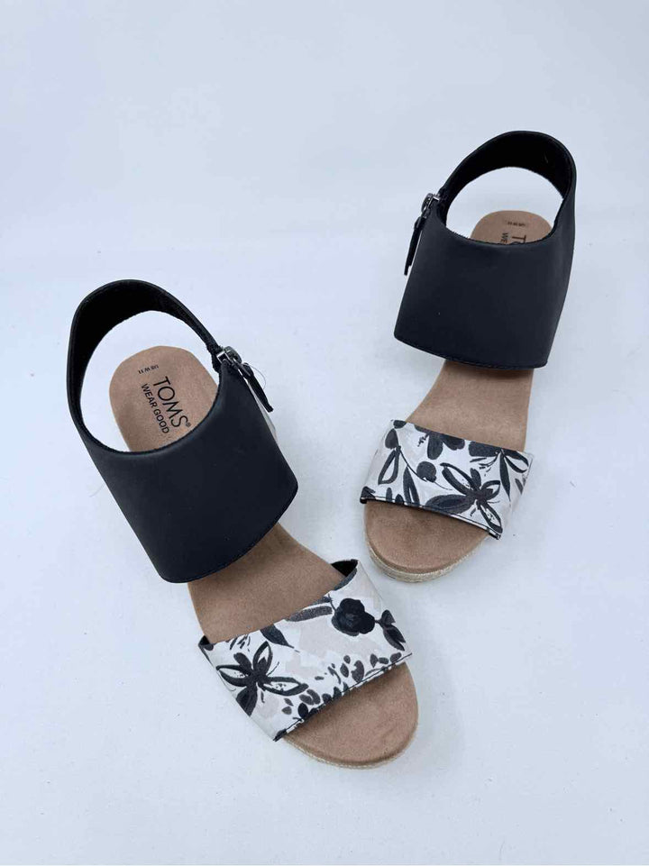 Shoe Size 11 Toms Black Print Sandals
