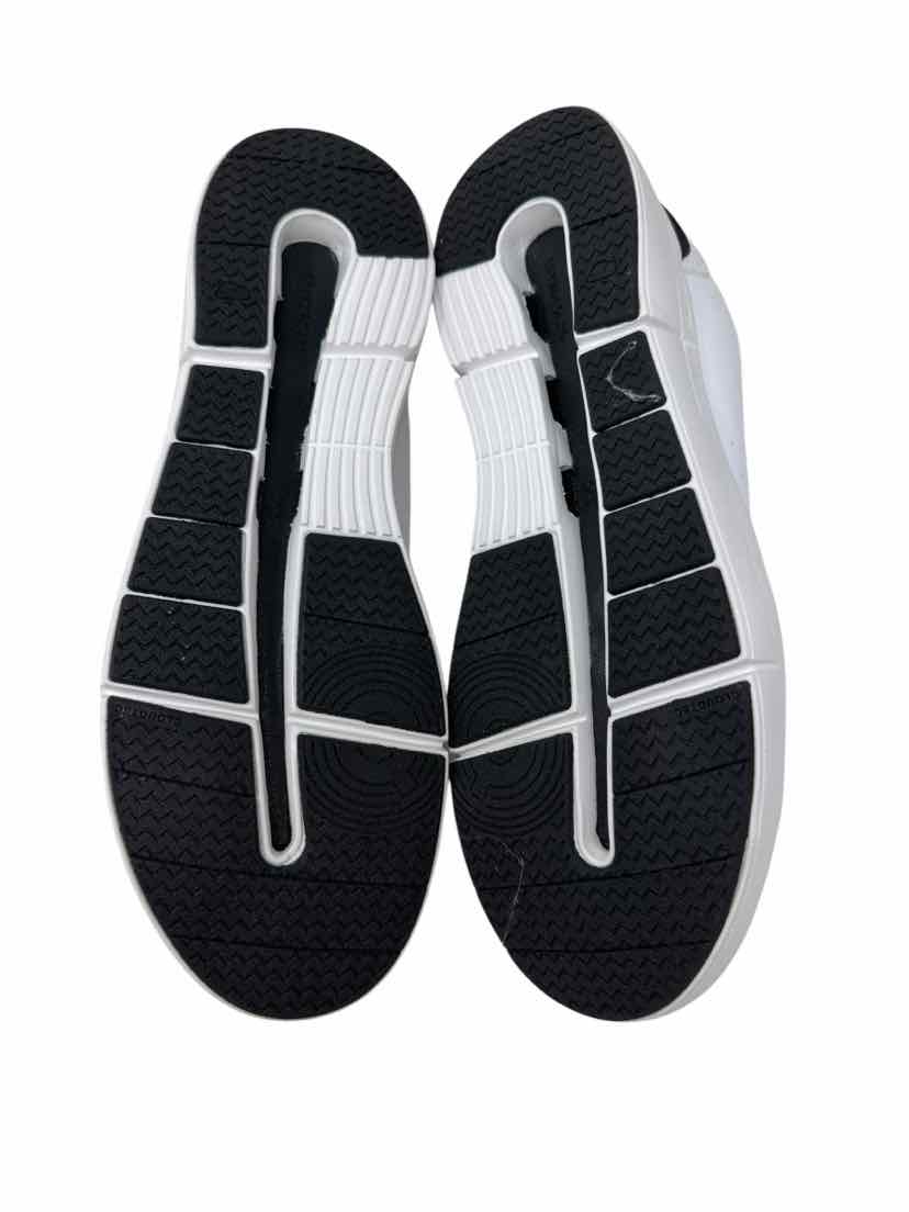 Shoe Size 40 ON CLOUD White Leather Sneakers