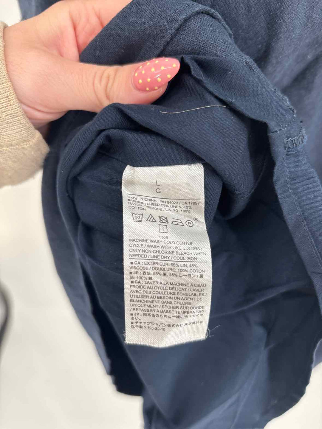 Size L Banana Republic Navy Skirt