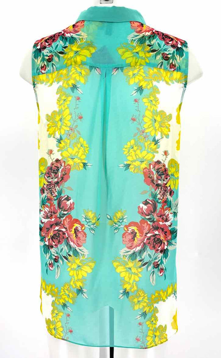Size M MADISON Turquoise Shirt