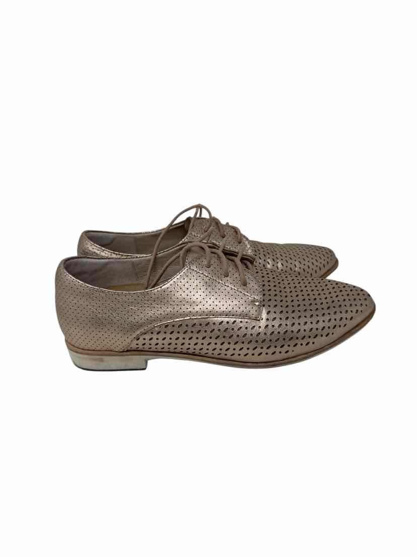 Shoe Size 8 Gold Leather Flats