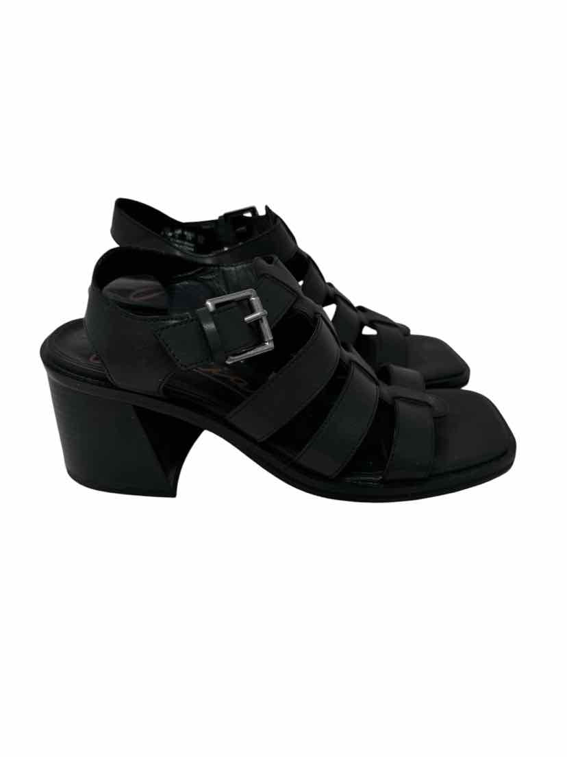 Shoe Size 8.5 Black Sandals