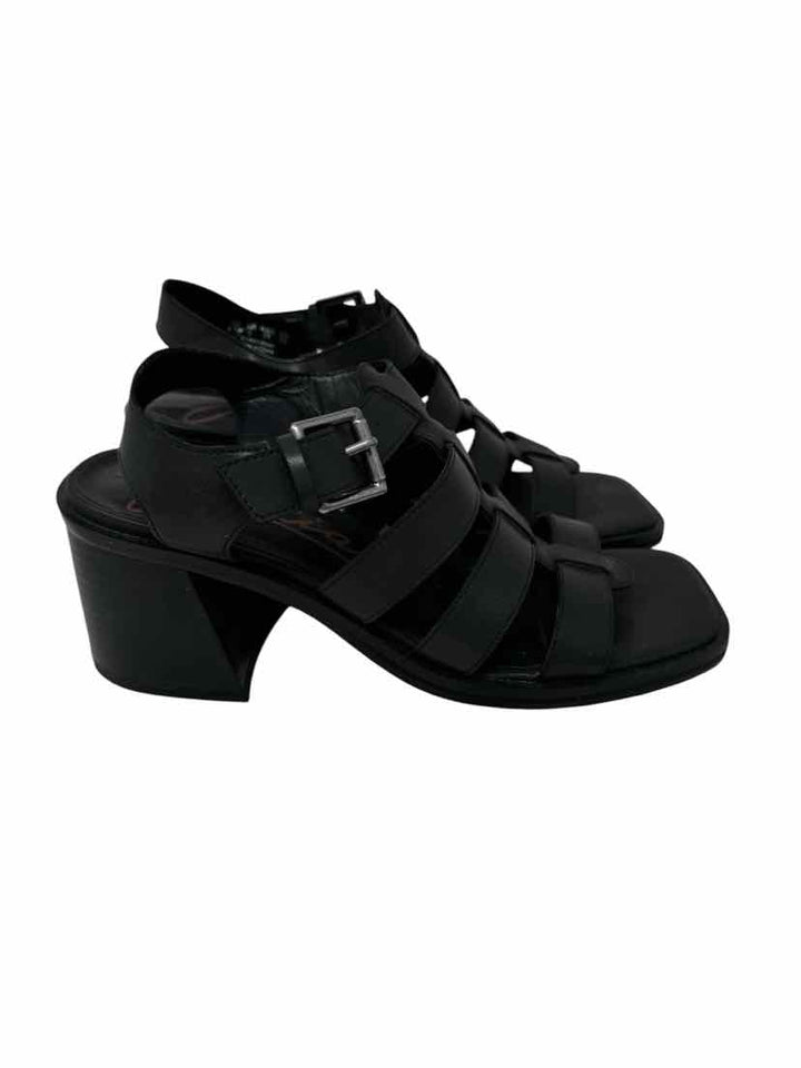 Shoe Size 8.5 Black Sandals