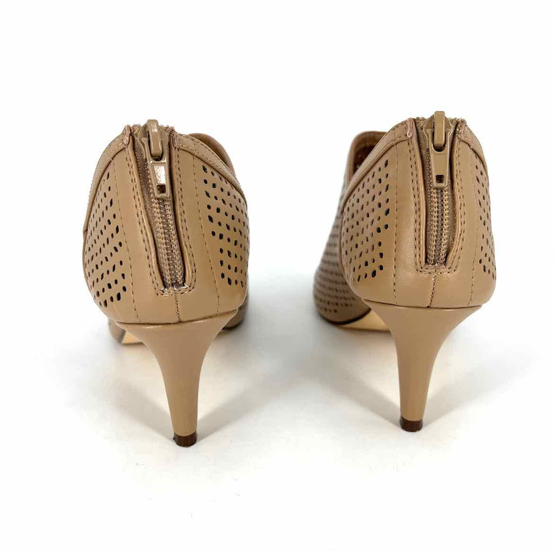 Shoe Size 8.5 Style & Co Tan Pumps