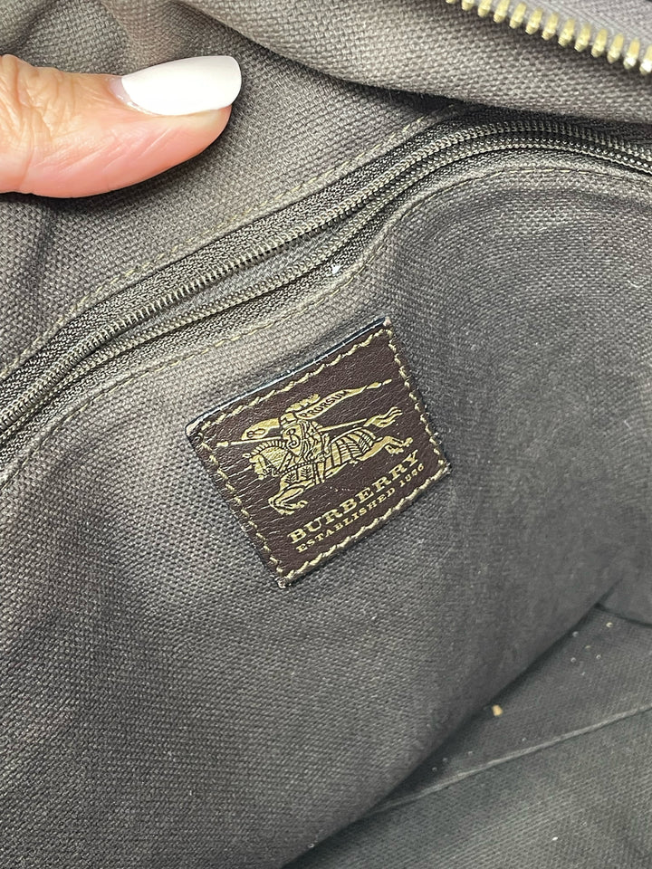 Burberry Luxury - Purse