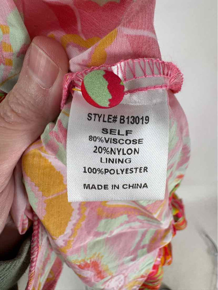 Size M JODIFL Fuschia Dress
