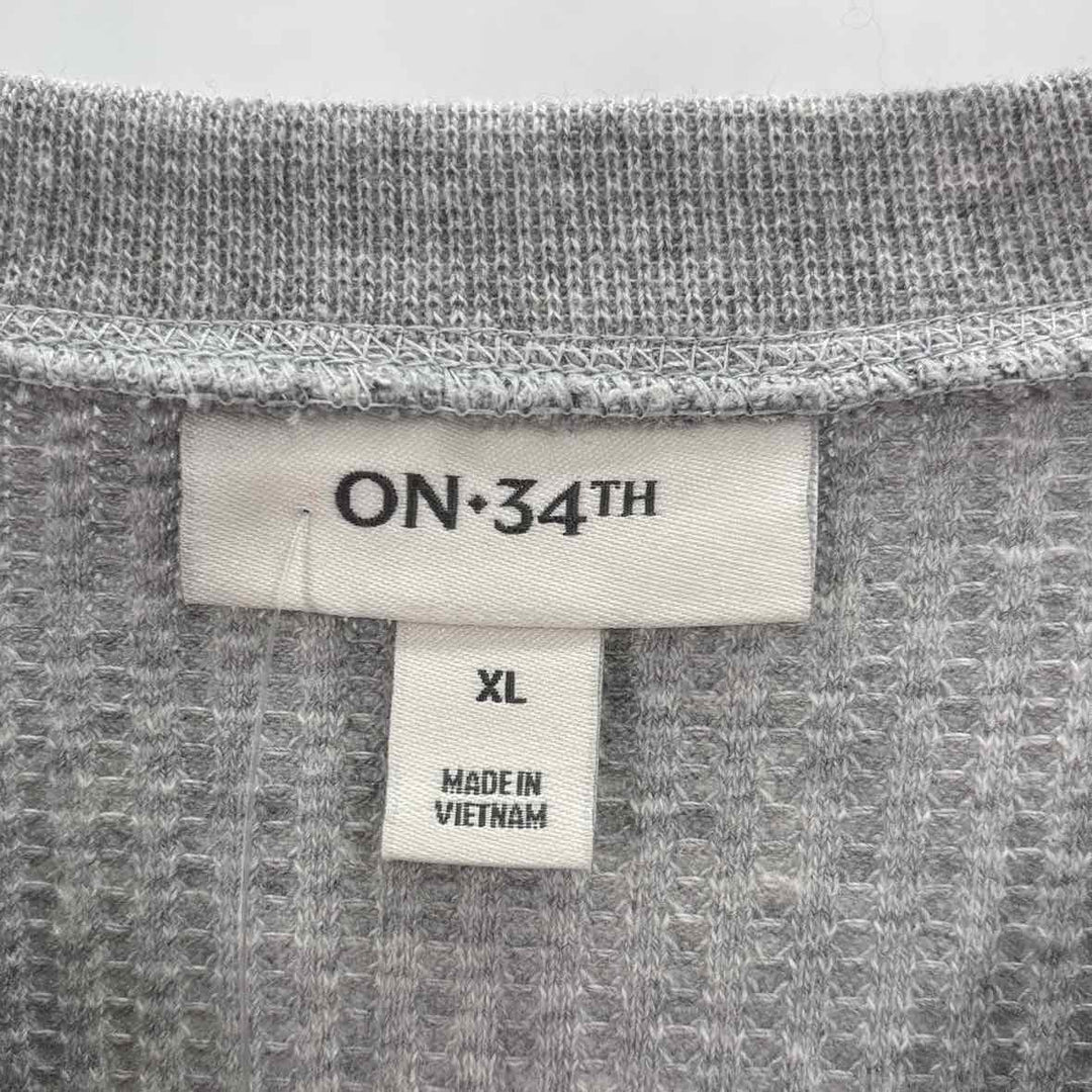 Size XL ON 34TH Gray Thermal Knit Shirt
