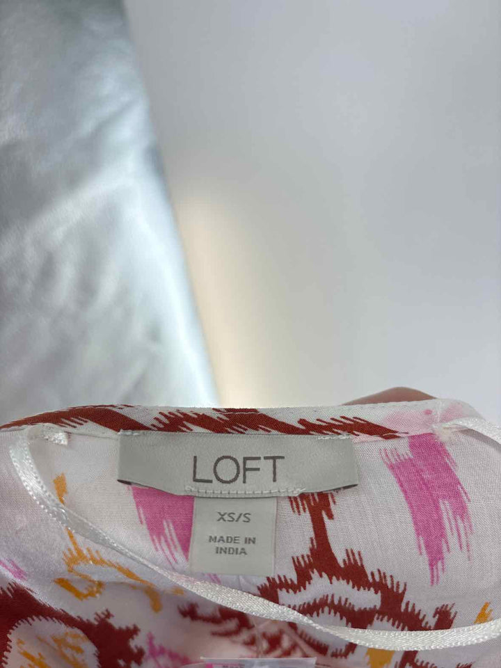 Size XS/S LOFT Multi-Color Shirt
