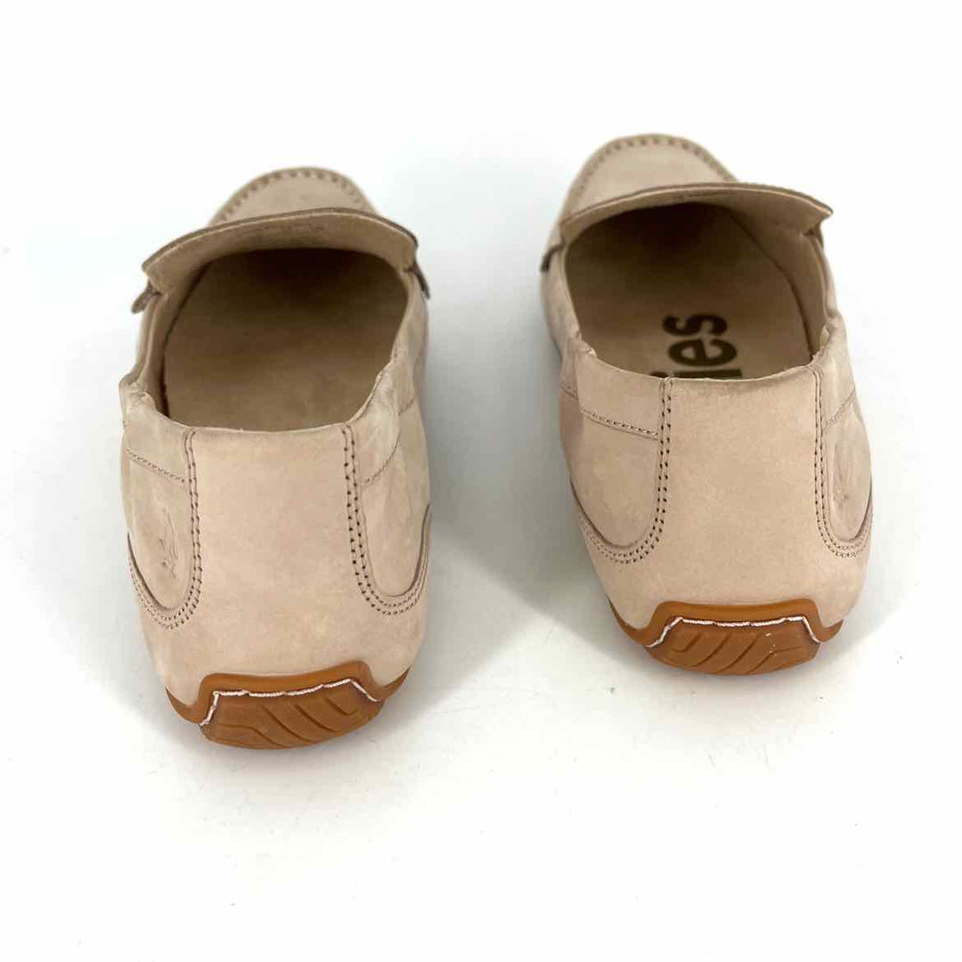 Shoe Size 7 Hush Puppies Blush Suede Flats