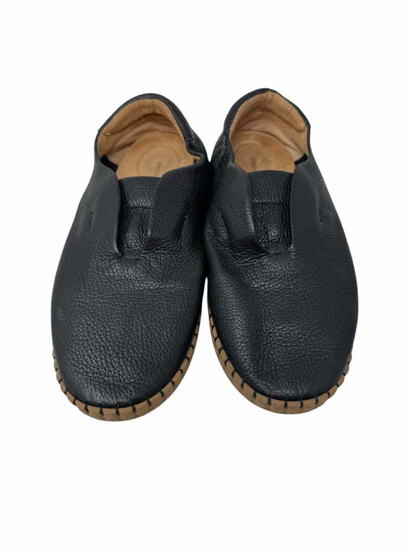 Shoe Size 7 Black Flats