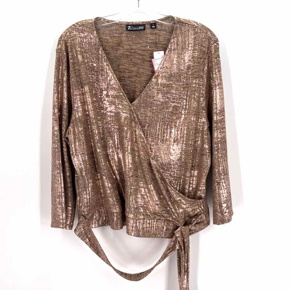 Size XL NY & CO Gold Shirt