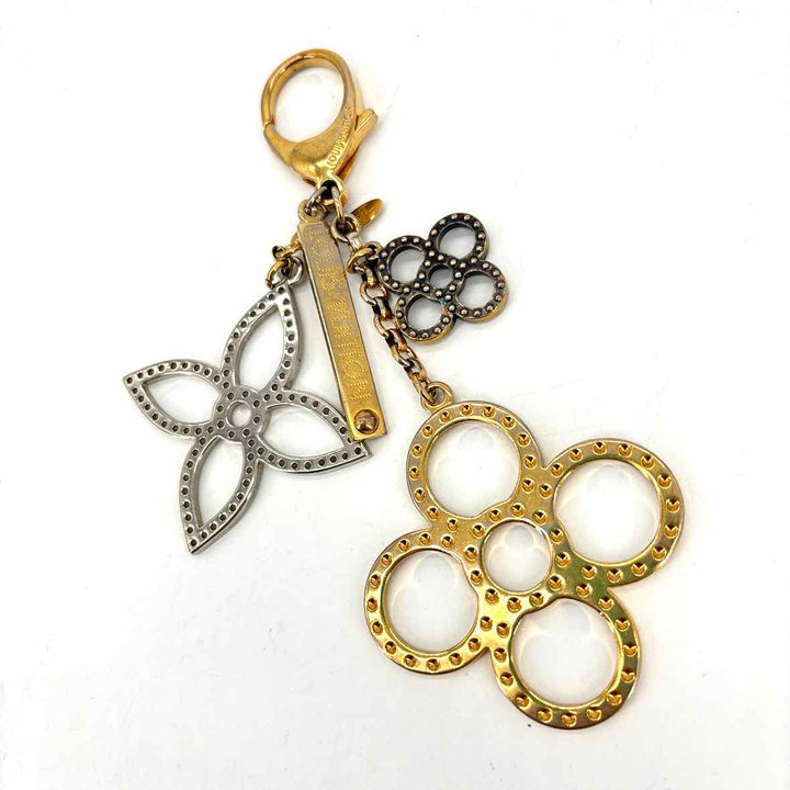 Louis Vuitton Luxury - Pendant