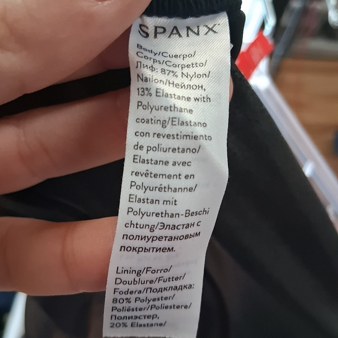 Size M SPANX Black Pants