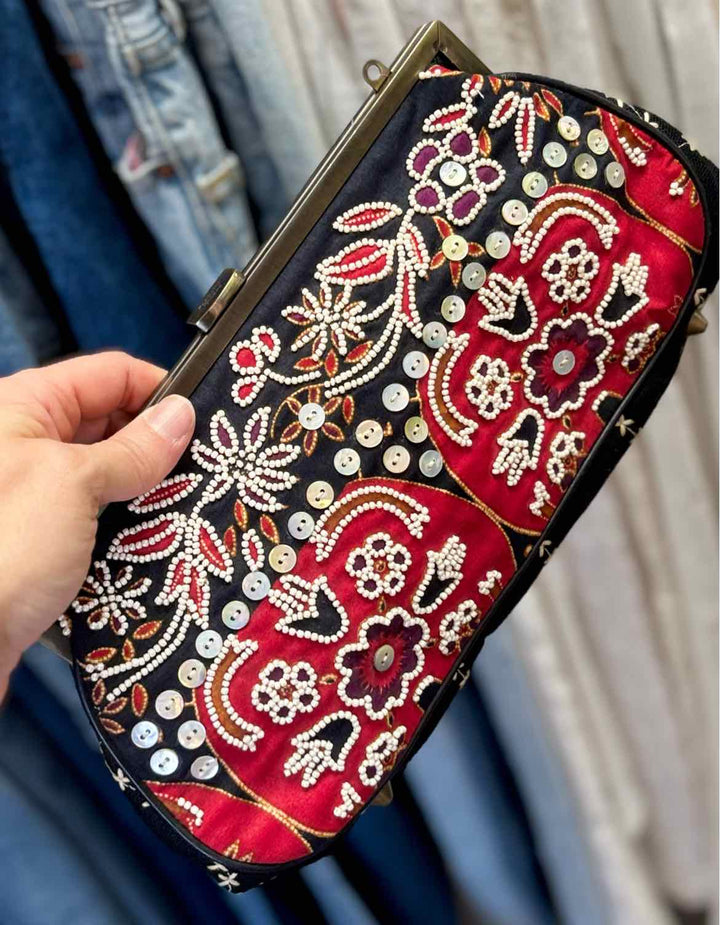 ISABELLA FIORE Purse