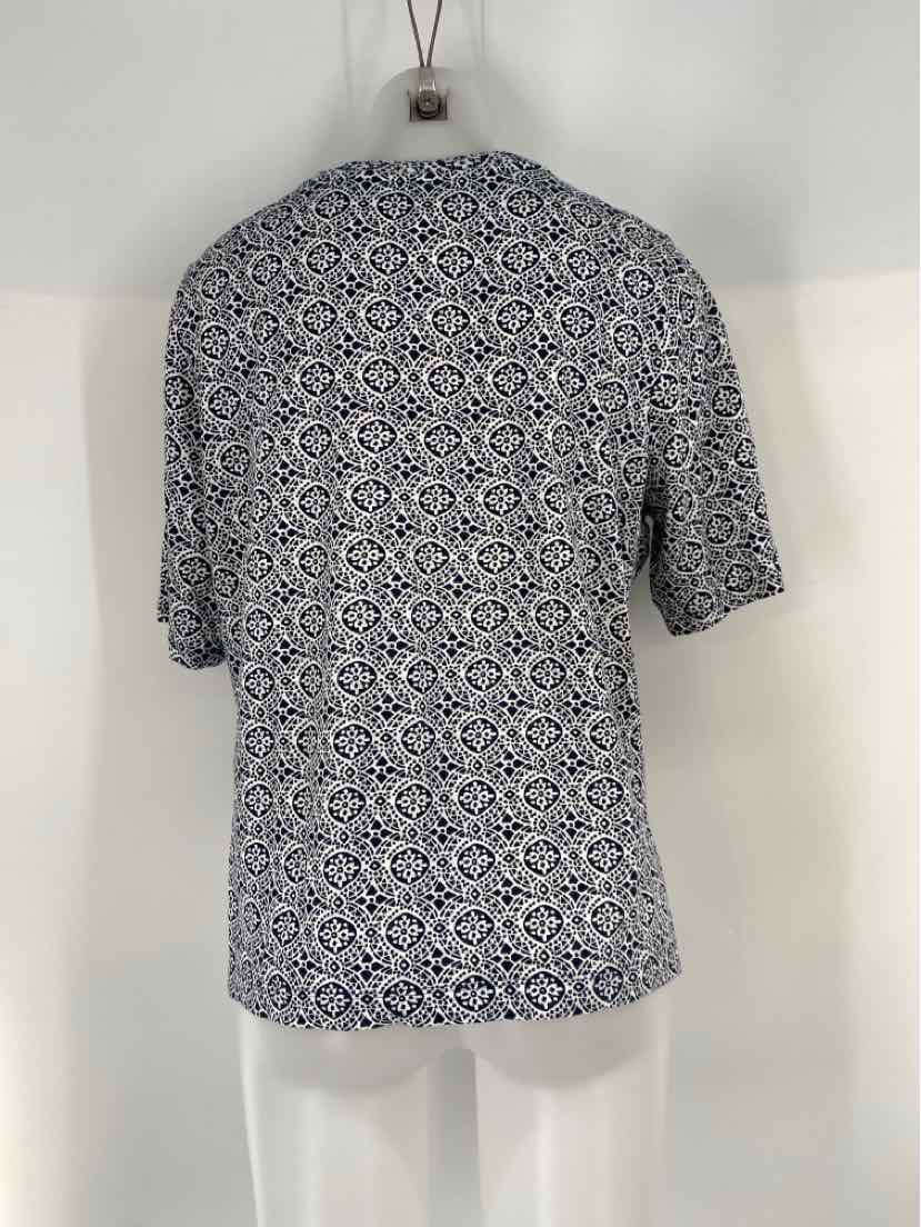 Size L Chico's Navy Shirt