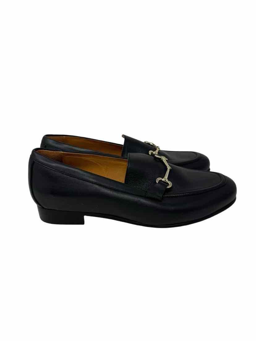 Shoe Size 6.5 Black Leather Loafers