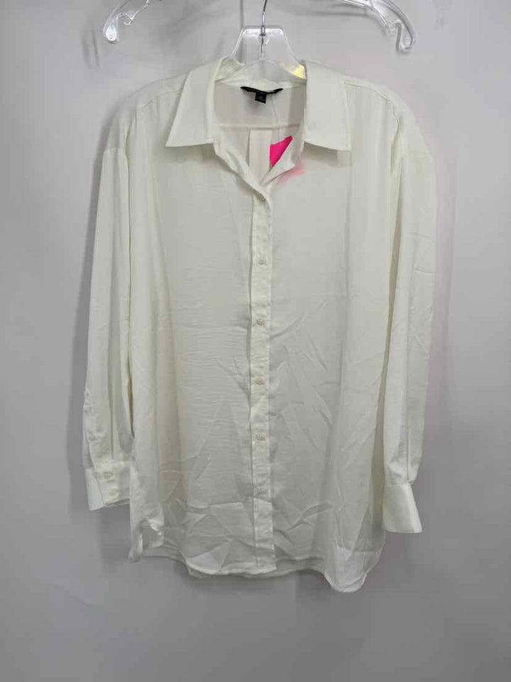 Size M Banana Republic Cream Shirt