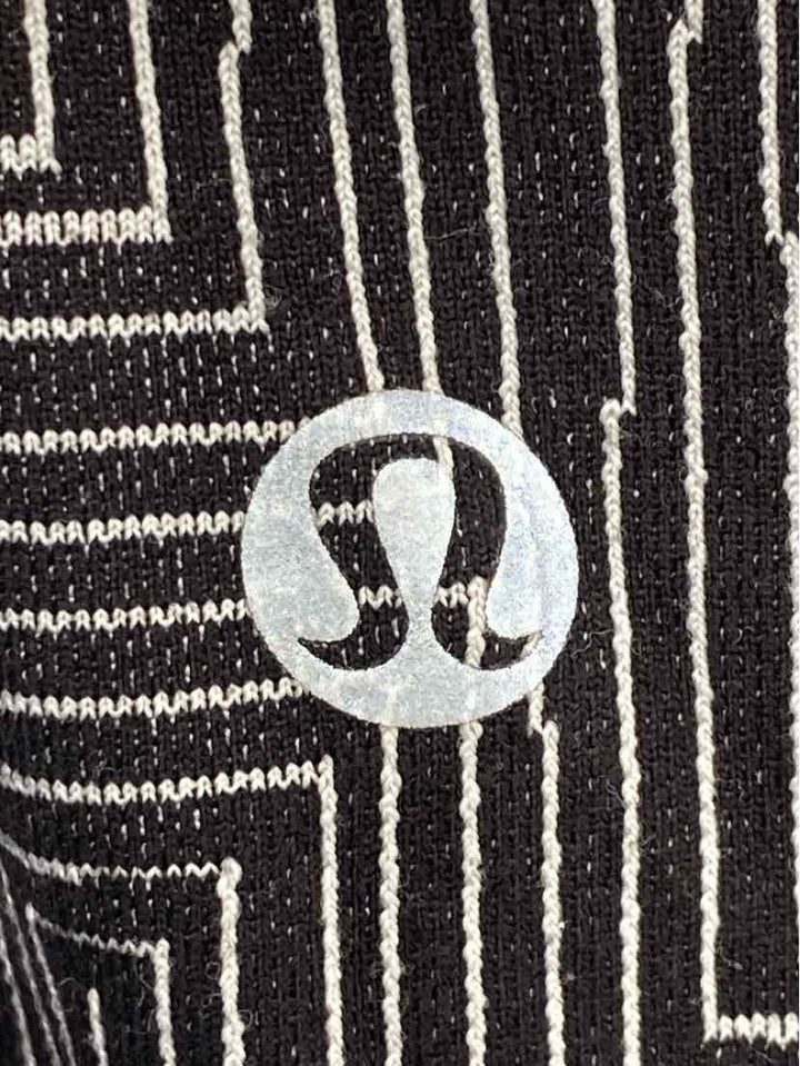Size 4 Lululemon Black/White Pants