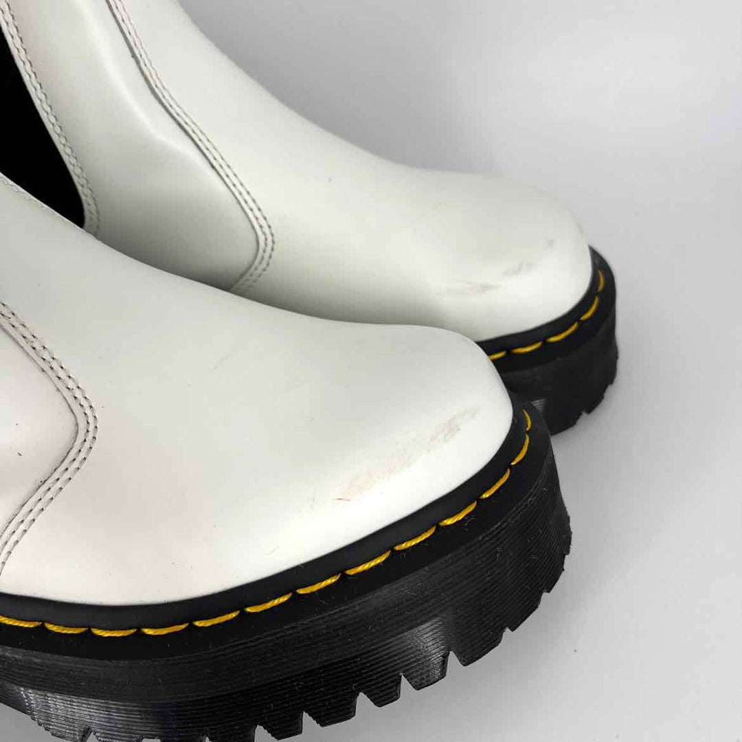Shoe Size 7 DOC MARTENS White Leather Boots
