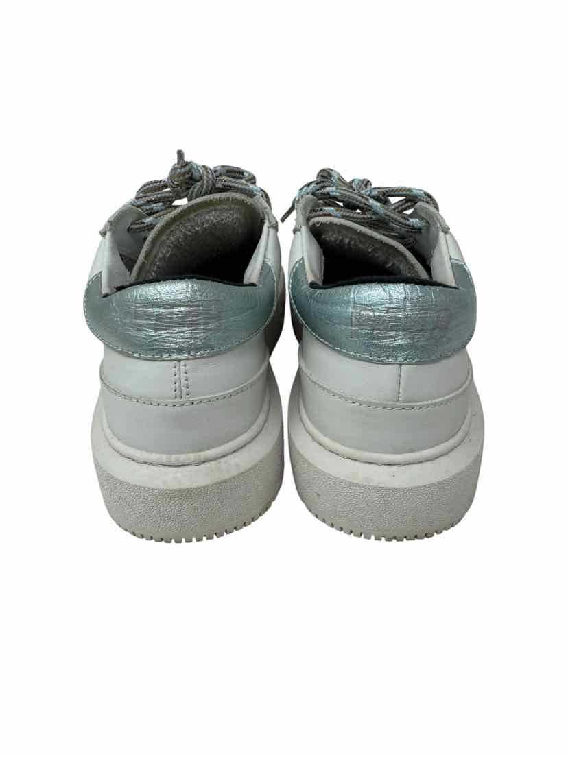 Shoe Size 37 P448 White Leather Sneakers