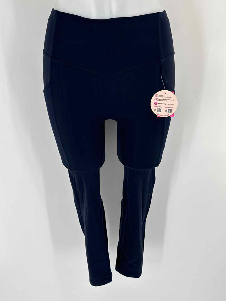 Size 2 Lululemon Navy Capri