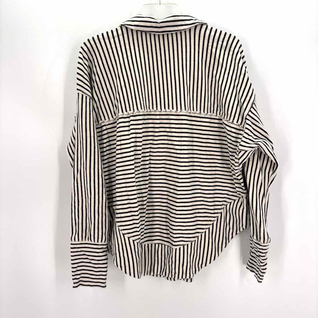 Size L Pilcro & the Letterpress Multi-Color Knit Shirt