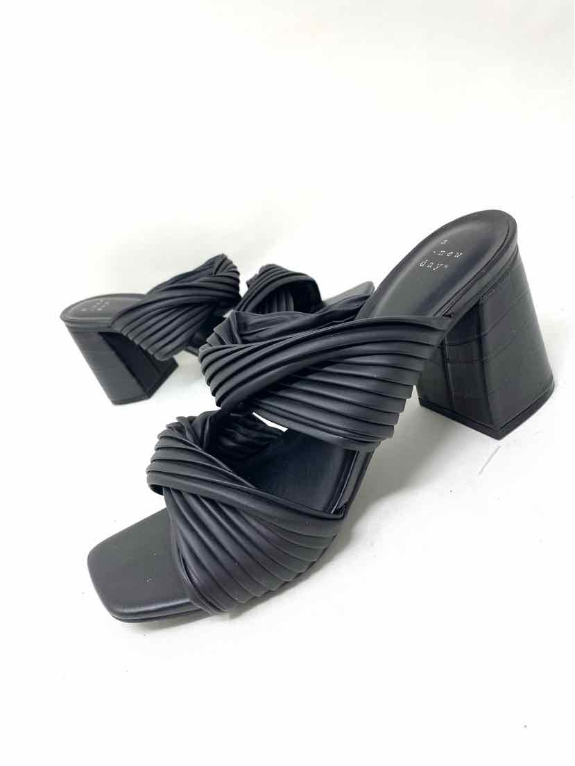 Shoe Size 11 A NEW DAY Black Sandals