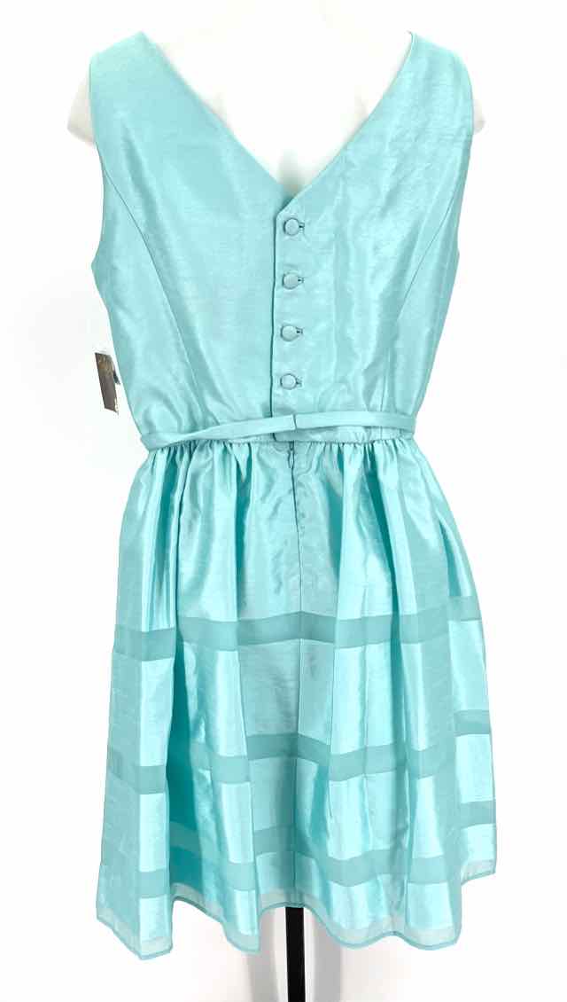 Size 14 TAYLOR Aqua Dress