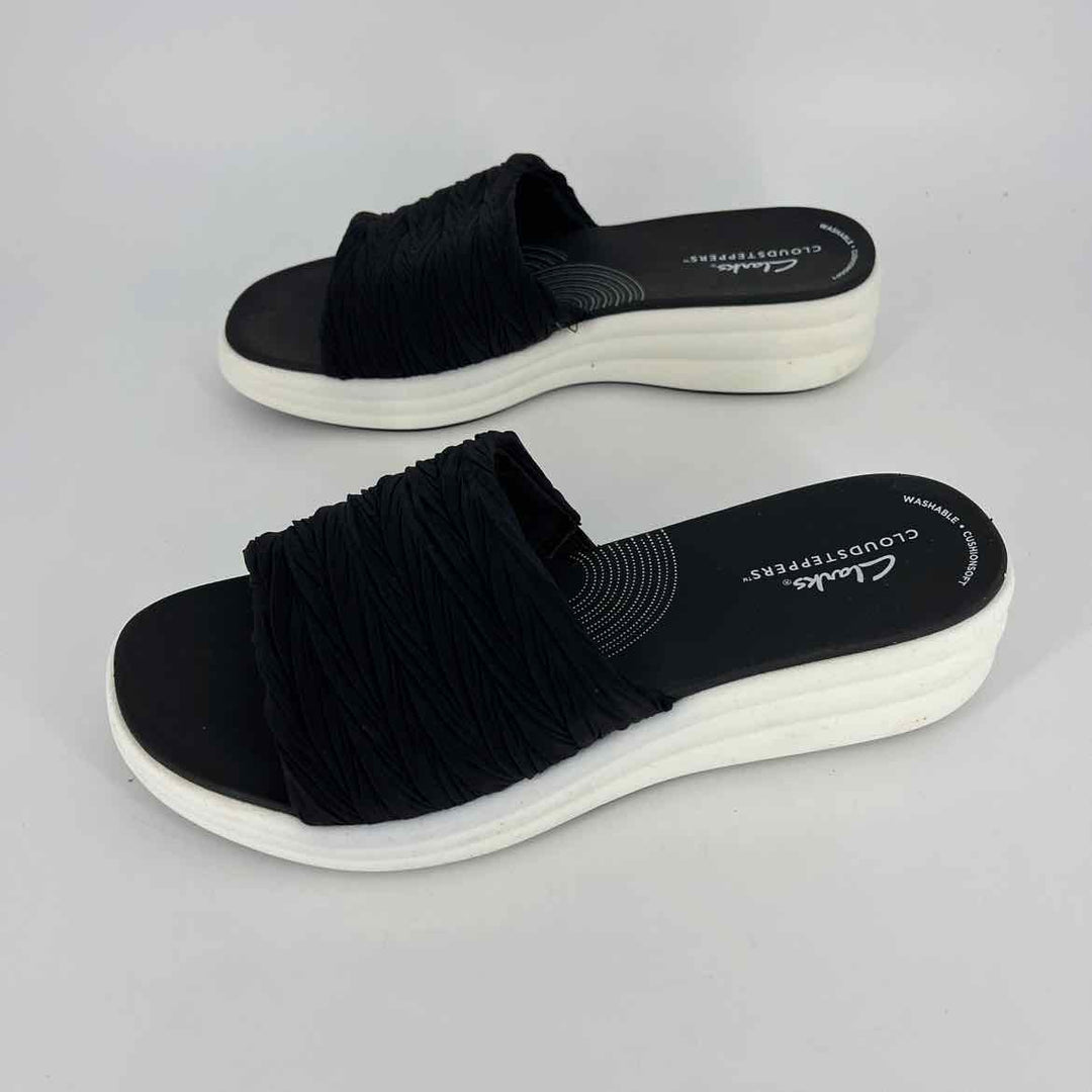 Shoe Size 7.5 CLARKS Black Sandals