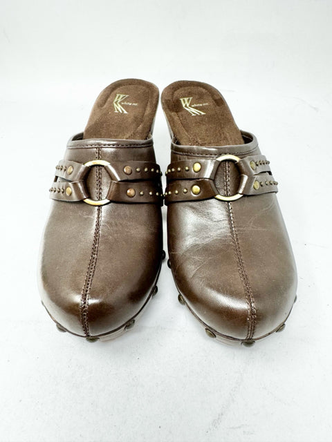 Shoe Size 8 Brown Pumps