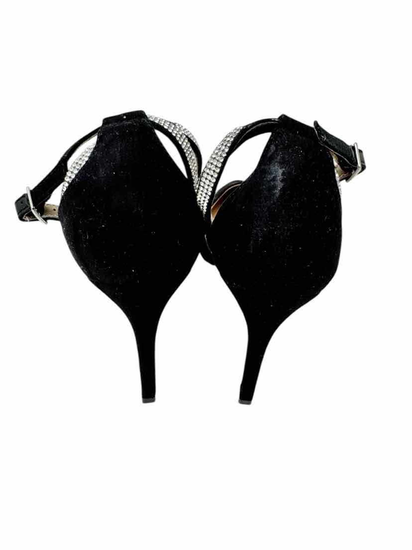 Shoe Size 9.5 UNISA Black Rhinestone Pumps