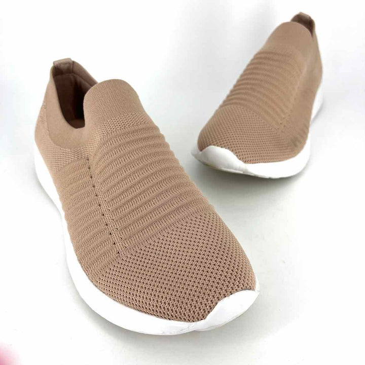 Shoe Size 10 Steve Madden Blush Flats