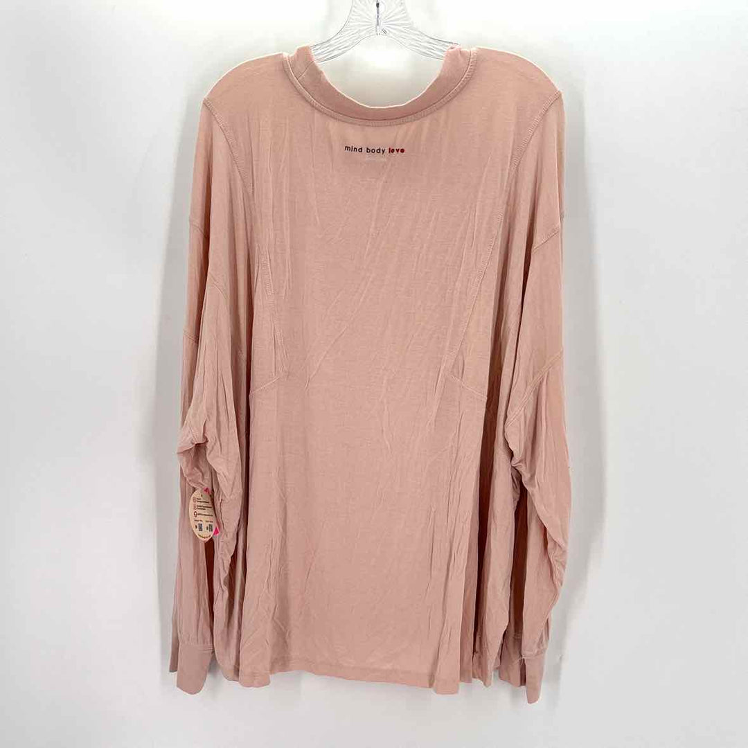 Size 2X Pale Pink Shirt