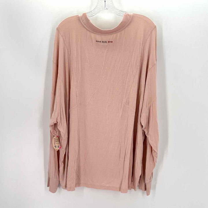 Size 2X Pale Pink Shirt