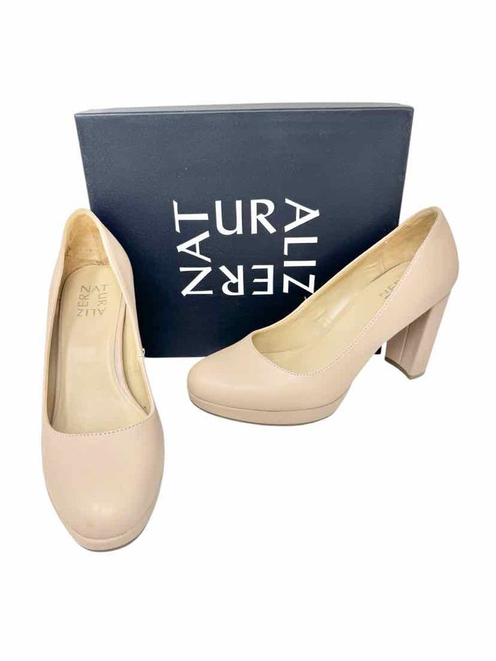 Shoe Size 7.5 Naturalizer Beige Heels