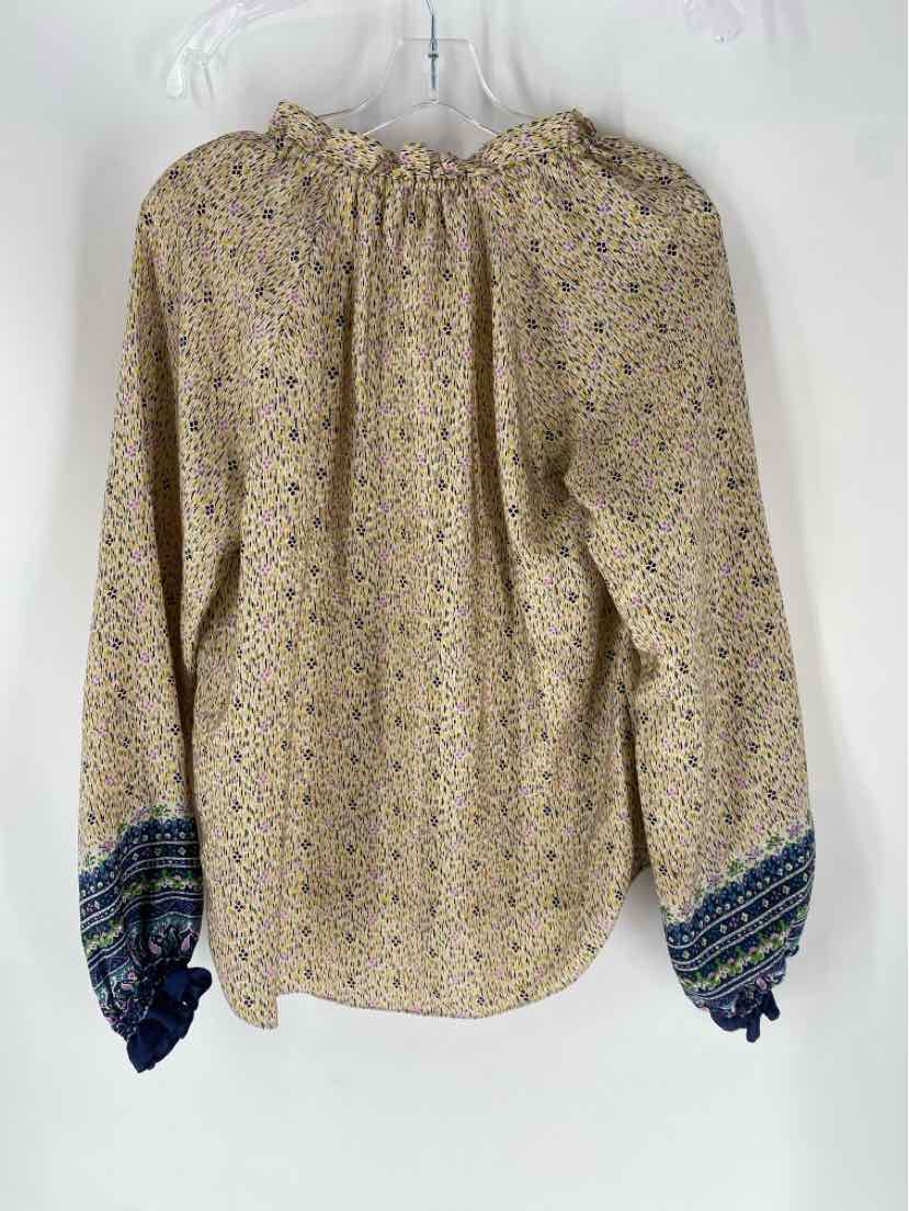 Size 4 VERONICA BEARD Beige Print Shirt