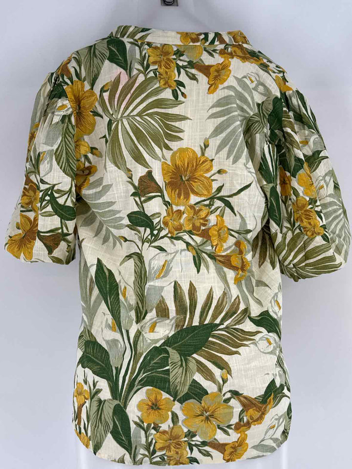 Size M Green Print Shirt