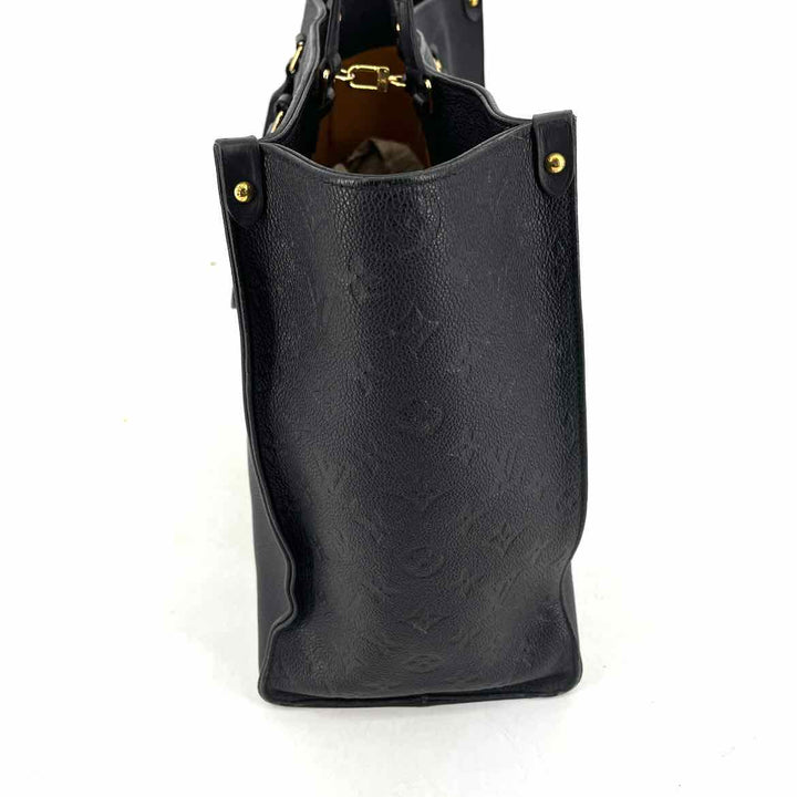 Louis Vuitton Luxury - Purse