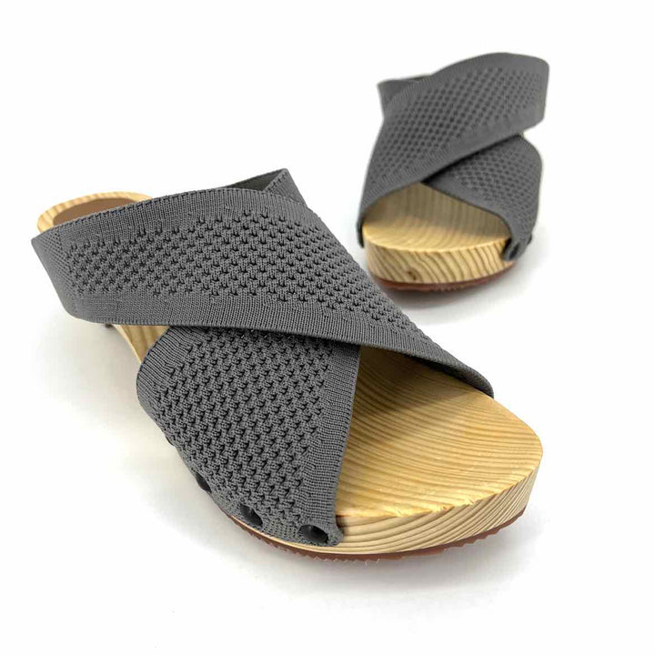 Shoe Size 10 Gray Sandals