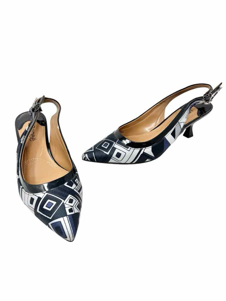 Shoe Size 8.5 J RENEE Black Print Pumps