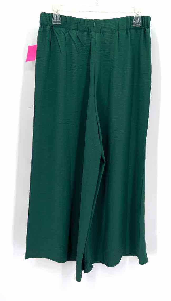 Size M Green Leggings