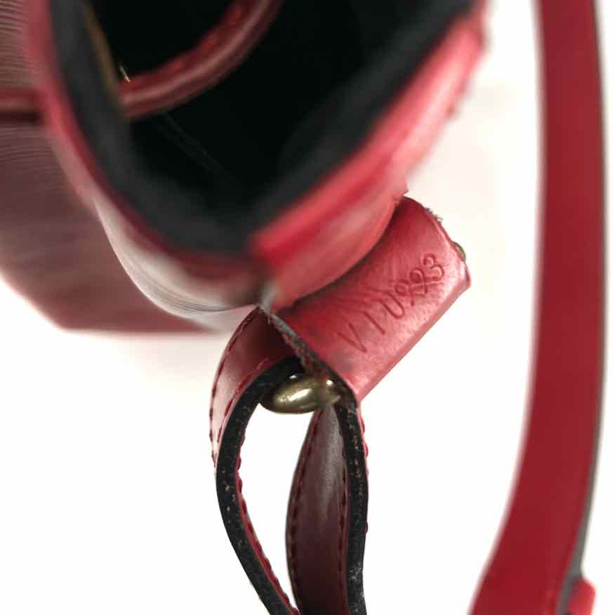 Louis Vuitton Luxury - Purse