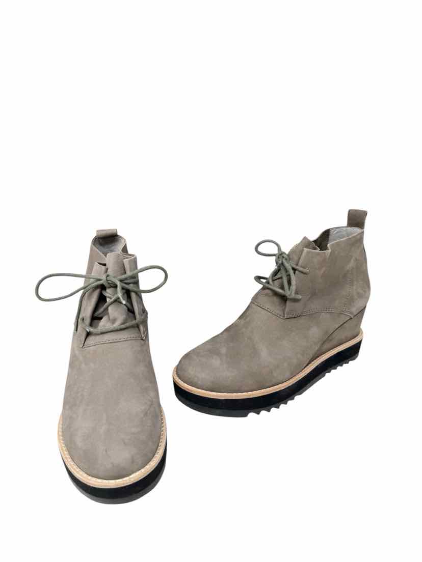Shoe Size 7.5 Eileen Fisher Gray Suede Boots