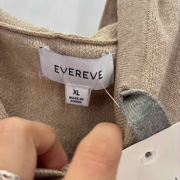 Size XL EVEREVE Tan Knit Sweater